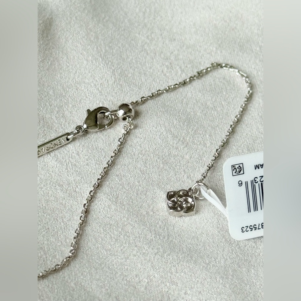 KENDRA SCOTT Framed Ari Heart Pendant Necklace Pink Blush Diachronic Glass NWT - Picture 8 of 11